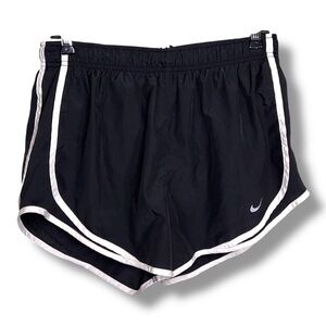 Medium Nike Dri Fit Shorts Black White Trim Elastic Waistband Lightweight Lined